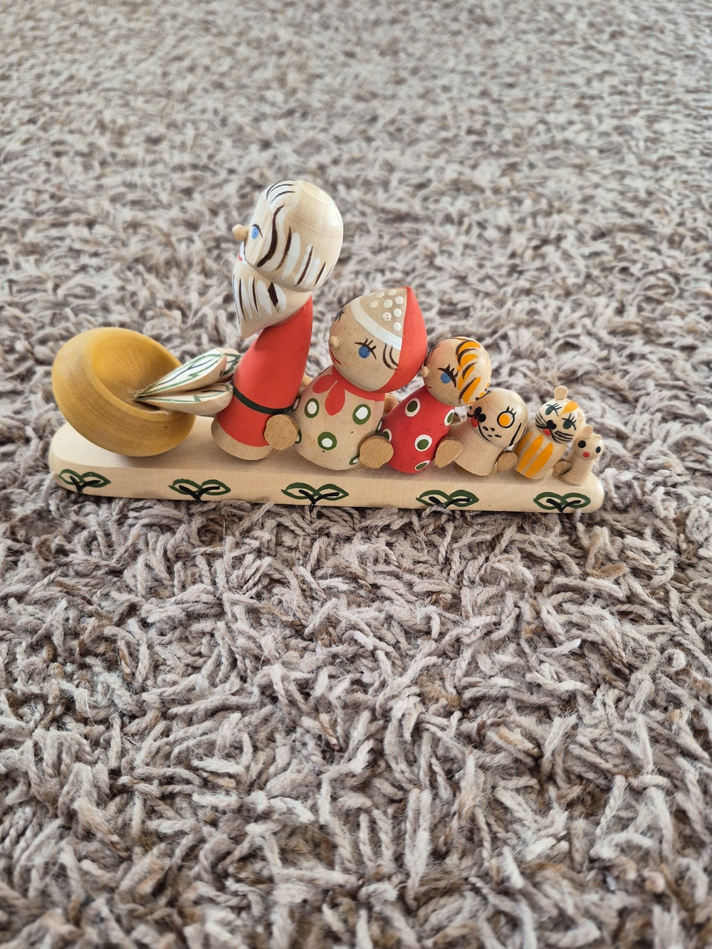 Russian “The Turnip” (Репка) Wooden Folktale Figurine Set | Hand-Painted🎨🖌